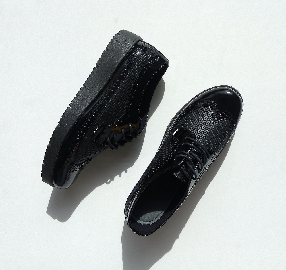 Zapatos de para mujer en color negro